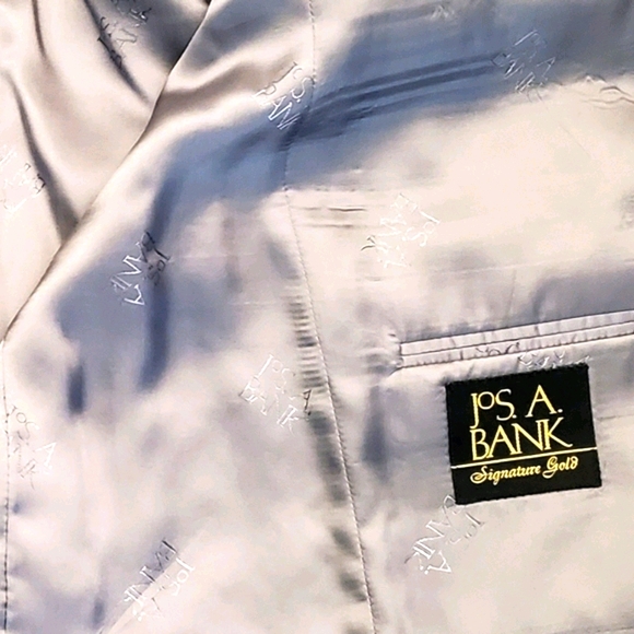JoS. A. Bank Signature Gold Suit - Picture 8 of 8